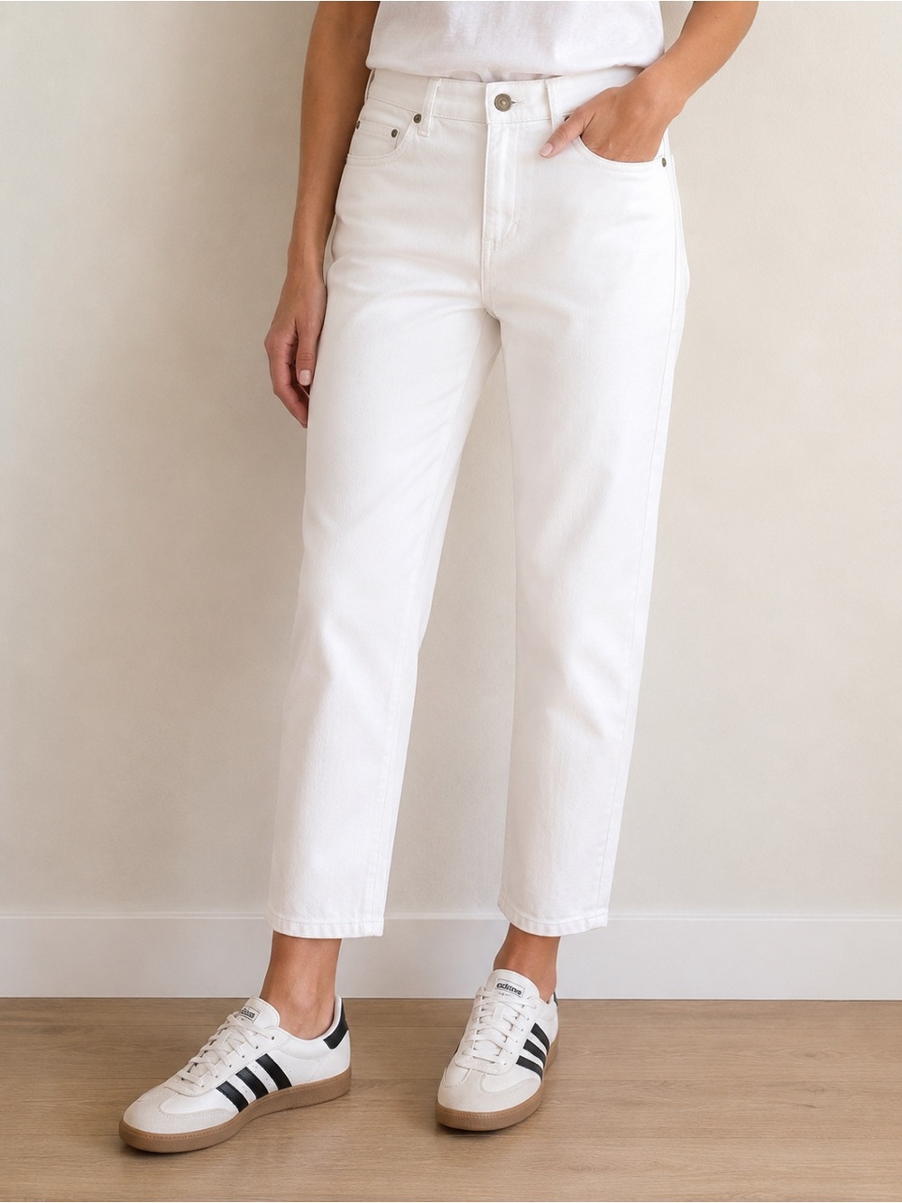 Eileen Fisher White Cropped Straight Jeans - S/P